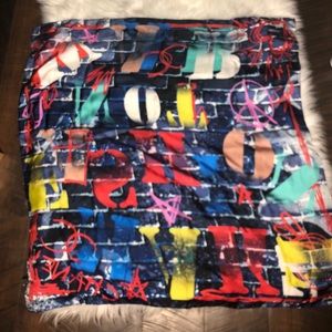 Silk scarf 33x33 ships with original box.